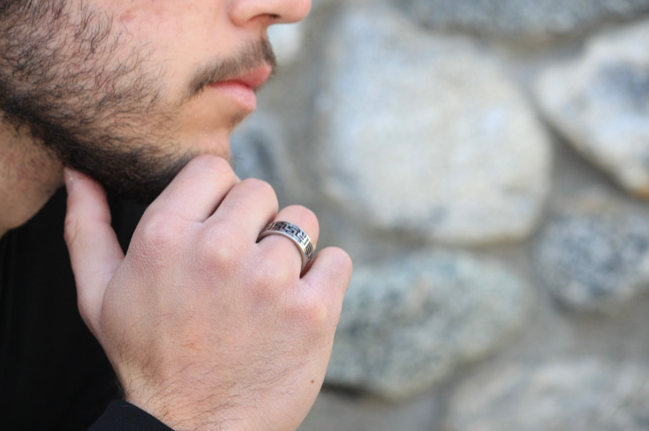 Superior Decimus Grandeur Ring